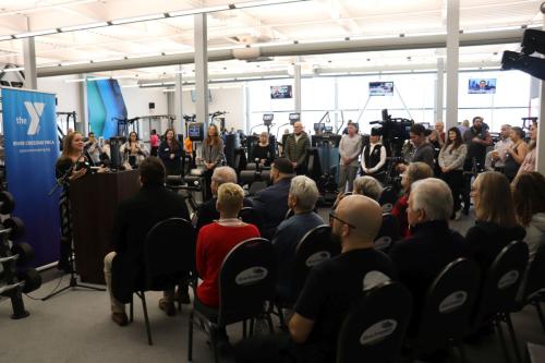 easton ribbon cutting 4