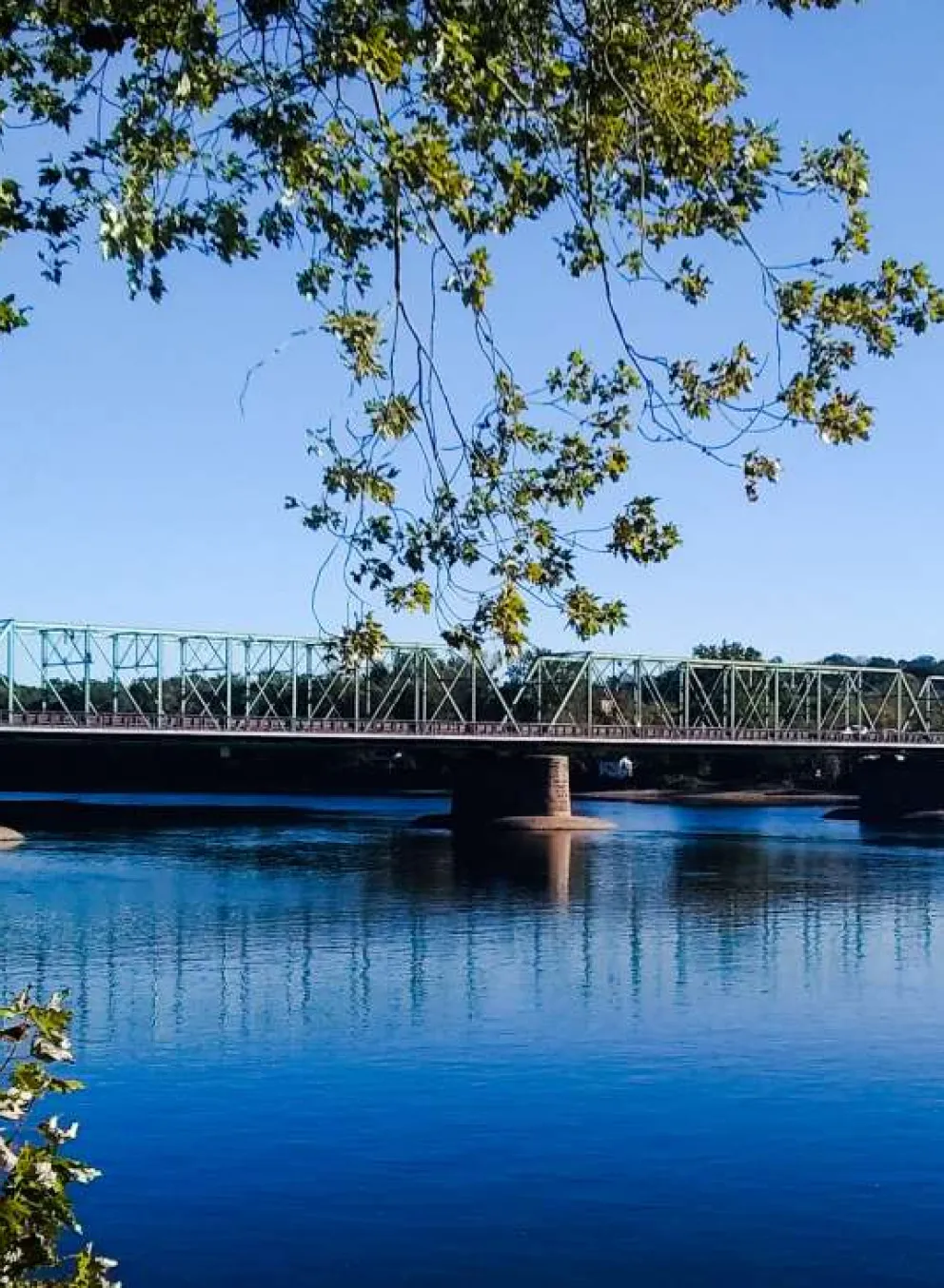 bridge connecting pa and nj