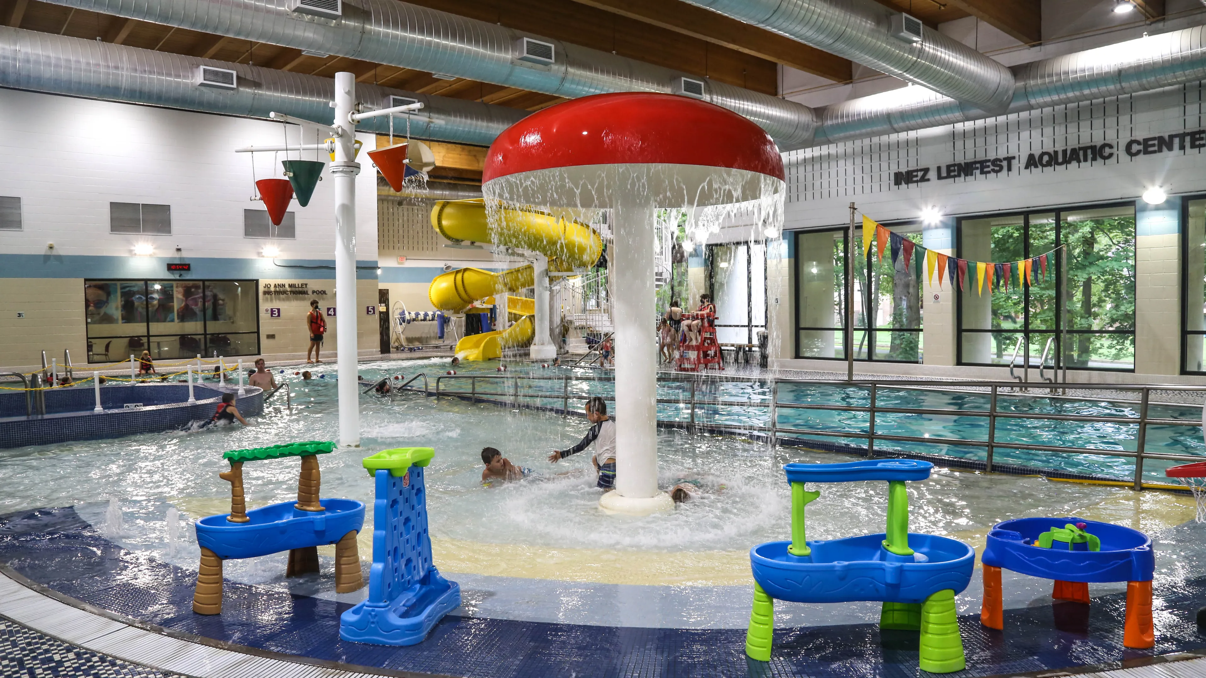 waterpark pool with water elements