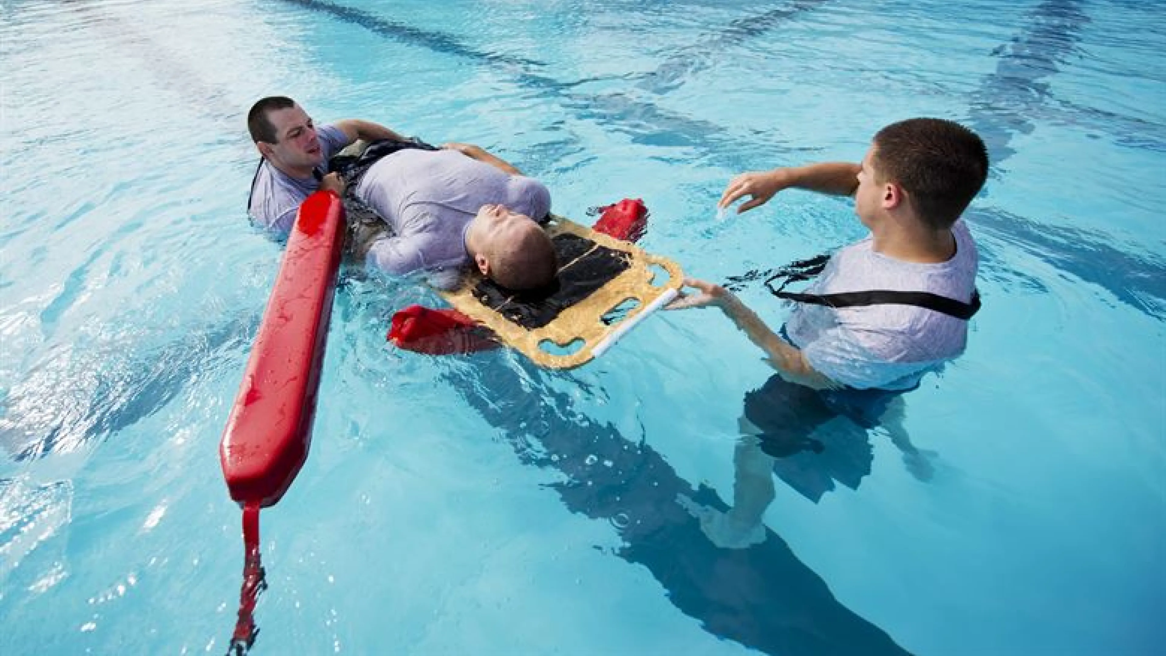 lifeguard training in water